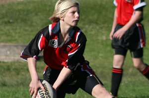 BUCKLEY SHIELD - Endeavour SHS v Westfields SHS aCTioN (Photo's : ourfooty media)