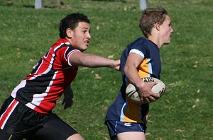 BUCKLEY SHIELD - Endeavour SHS v Westfields SHS aCTioN (Photo's : ourfooty media)
