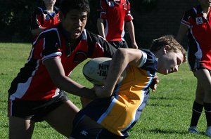 BUCKLEY SHIELD - Endeavour SHS v Westfields SHS aCTioN (Photo's : ourfooty media)