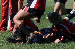 BUCKLEY SHIELD - Endeavour SHS v Westfields SHS aCTioN (Photo's : ourfooty media)