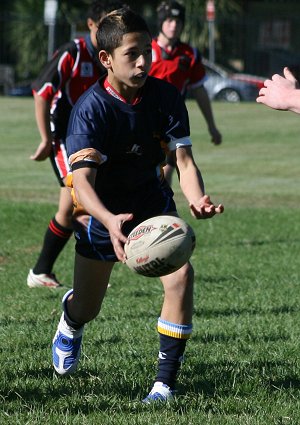 BUCKLEY SHIELD - Endeavour SHS v Westfields SHS aCTioN (Photo's : ourfooty media)