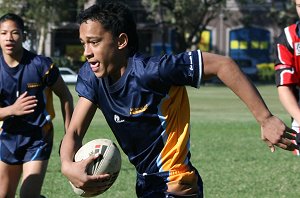 BUCKLEY SHIELD - Endeavour SHS v Westfields SHS aCTioN (Photo's : ourfooty media)