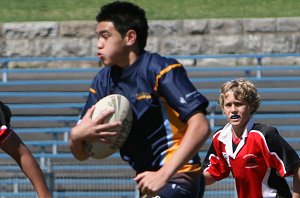 Michael Buettner Shield '09 Grand Final Westfields SHS v Endeavour SHS action (Photo : ourfootymedia)