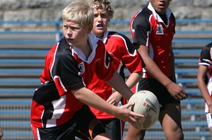Michael Buettner Shield '09 Grand Final Westfields SHS v Endeavour SHS action (Photo : ourfootymedia)