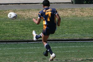 Michael Buettner Shield '09 Grand Final Westfields SHS v Endeavour SHS action (Photo : ourfootymedia)