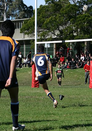 UNI SHIELD - Endeavour SHS v Westfields SHS aCTioN (Photo's : ourfooty media)