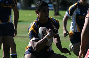UNI SHIELD - Endeavour SHS v Westfields SHS aCTioN (Photo's : ourfooty media)