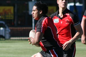 UNI SHIELD - Endeavour SHS v Westfields SHS aCTioN (Photo's : ourfooty media)