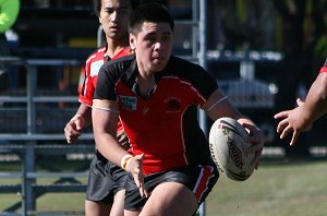 UNI SHIELD - Endeavour SHS v Westfields SHS aCTioN (Photo's : ourfooty media)