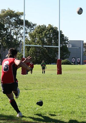 UNI SHIELD - Endeavour SHS v Westfields SHS aCTioN (Photo's : ourfooty media)