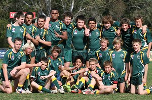 HUNTER SHS UNI SHIELD TEAM (Photo :ourfootymedia)