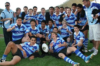 2010 Coca Cola Cup CHAMPIONS Mascot Jets JRLFC (Photo : Steve Montgomery / OurFootyTeam.com) 
