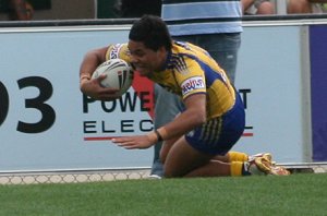2010 Harold Matthew's Cup Semi Final Action EELS v KNIGHTS (Photo's : Steve Montgomery / OurFootyTeam.com)