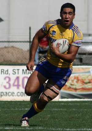 Harold Matthew's Cup 2010 Semi Final Action EELS v KNIGHTS (Photo's : Steve Montgomery / OurFootyTeam.com)