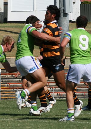 Balmain TIGERS v Canberra RAIDERS Rnd2 SG Ball Action (Photo's : OurFootyMedia) 