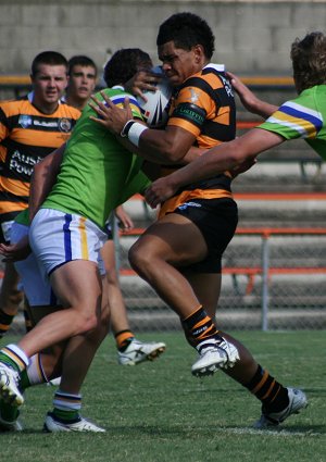 Balmain TIGERS v Canberra RAIDERS Rnd2 SG Ball Action (Photo's : OurFootyMedia) 