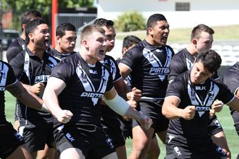 Junior KIWIS doing the KUKA - Australian KANGAROO'S training at Kogarah for the World Cup (Photo : steve montgomery / OurFootyzTeam.com) 