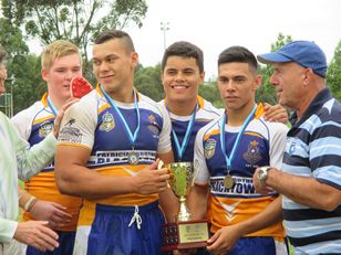 gio Schoolboy 9s Grand Final celebrations (Photo : steve montgomery / OurFootyTeam.Com)