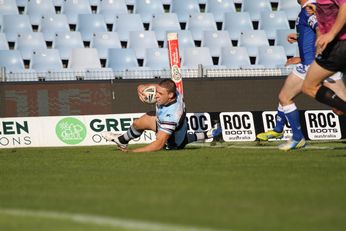 Jacob Gagan dives in for the 2nd of his 3 tries against the Jets (Photo : Steve Monty / OurFootyTeam.com) 