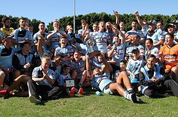 Cronulla Sharks 2015 Grand Final WINNING Harold Matthews Cup Team Photo (Photo : steve montgomery / OurFootyTeam.com)