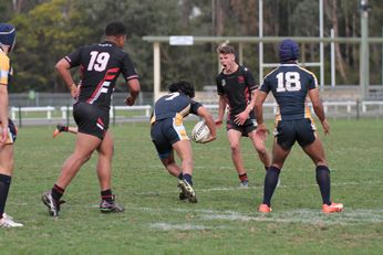 2016 gio Schoolboy Cup Semi Final Action - Endeavour SHS v Westfields SHS (Photo : steve montgomery / OurFootyTeam.com)