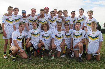 Hunter SHS 2017 gio Schoolboy Cup Rnd 2 Team Photo (Photo : steve montgomery / OurFootyTeam.com) 
