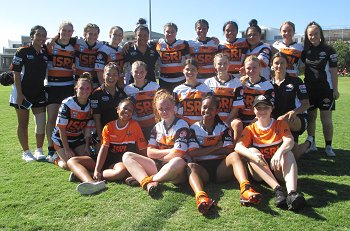 WestsTigers U18 Tarsha Gale Cup u18 Girls Rugby League Rnd 8 v Sharks TeamPhoto (Photo : steve montgomery / OurFootyTeam.com)