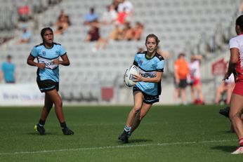 Cronulla - Sutherland Sharks v Illawarra Steelers Tarsha Gale Cup u18 Girls Rugby League Action (Photo : steve montgomery / OurFootyTeam.com)