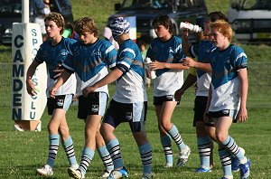 Da boyz celebrate Reece's gr8 try