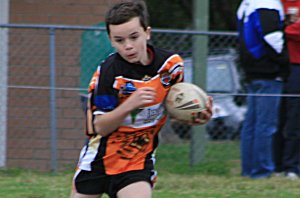 Yarrawarra Tigers vs De la Salle 11A's (Photo : ourfooty media) 