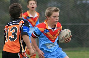 Harry in a hurry - Yarrawarra Tigers vs De la Salle 11A's (Photo : ourfooty media) 