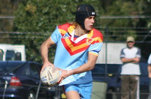 Aaron Faulkner gets ready to trick someone - Cronulla Caringbah Vs De La salle U 15A's Rnd 12 (Photo's : ourfooty media)