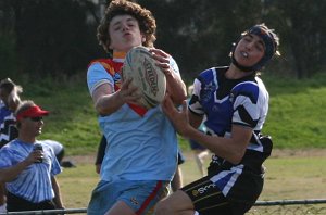 Jono Speers marks the ball - Cronulla Caringbah Vs De La salle U 15A's Rnd 12 (Photo's : ourfooty media)