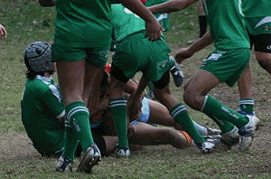 Is it a try, have a look, does the ball touch the ground ? ( Photo : ourfooty media)
