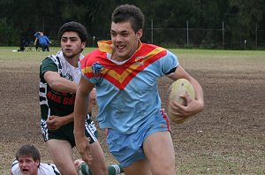 Raz is off - Adds the 2 points - De La Salle Vs Como Crocodiles u 17's Rnd 15 (Photo : ourfooty media)