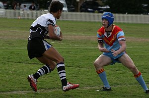 Rea Pittman runs at Nick Ratcliffe - De La Vs Cronulla U 15A's (Photo : ourfooty media)