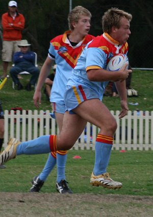 Big Zac at full burst - De La Salle Vs Cronulla U 15A's (Photo : ourfooty media)