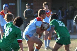 Luke Manahan runs into the defence - De la vs Gymea U 15a's, Rnd 8 '08 ( Photo : ourfooty media)