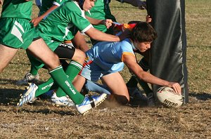 Jesse scores next to the upright - De la vs Gymea U 15a's, Rnd 8 '08 ( Photo : ourfooty media)
