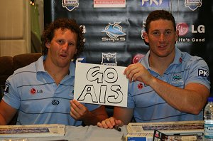 Brett Kearney & Ben Pomeroy say GO AIS (Photo : ourfooty media)
