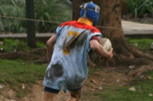 UNDER 16B's aCTioN - Dragons v De La Salle (Photo : ourfooty media)