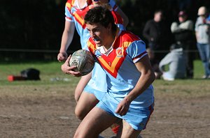 Dion Beattie on the burst - De La Salle v Engadine Dragons 16A's rnd 15 ACTION (Photo's : ourfootymedia)