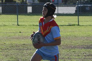 Rory Hood is dangerous wirh room - De La Salle v Engadine Dragons 16A's rnd 15 ACTION (Photo's : ourfootymedia)