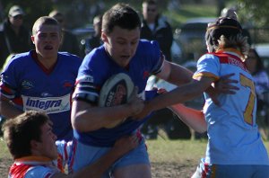 De La Salle v Engadine Dragons 16A's rnd 15 ACTION (Photo's : ourfootymedia)