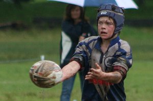 St. John's Bosco v De La Salle Under 13A rnd 9 aCTioN (Photo's : ourfooty media)