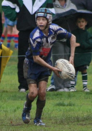 St. John's Bosco v De La Salle Under 13A rnd 9 aCTioN (Photo's : ourfooty media)