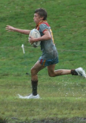 St. John's Bosco v De La Salle Under 13A rnd 9 aCTioN (Photo's : ourfooty media)