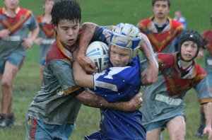St. John's Bosco v De La Salle Under 13A rnd 9 aCTioN (Photo's : ourfooty media)
