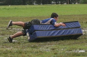 Chuppa Harrison invents padding surfing (photo : ourfooty media)