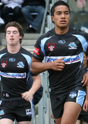 Cronulla Sharks U17's v St. Helen's Saints Academy action (Photo's : ourfootymedia)
